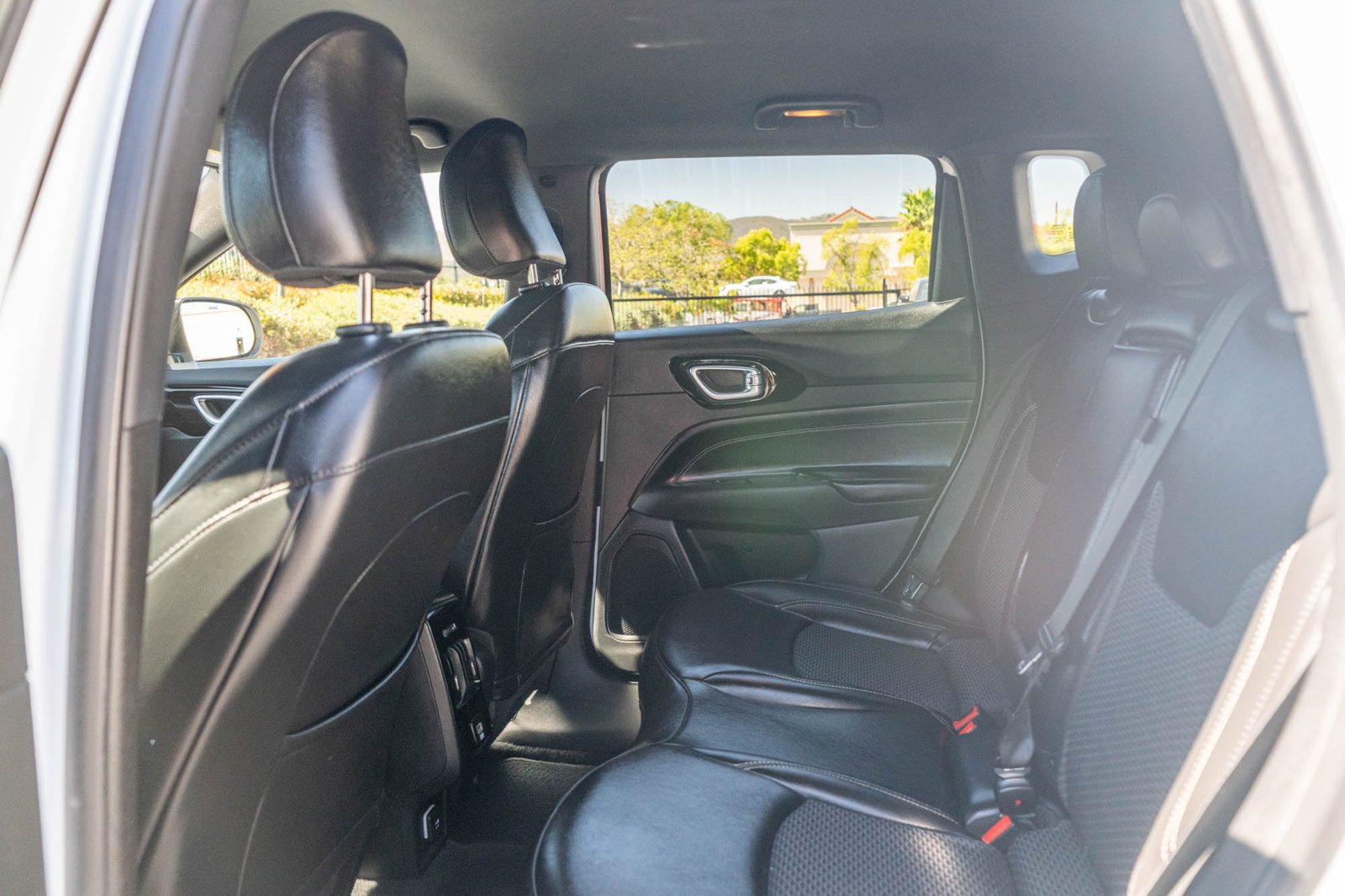 Used 2023 Bright White Clearcoat Jeep Latitude image 16
