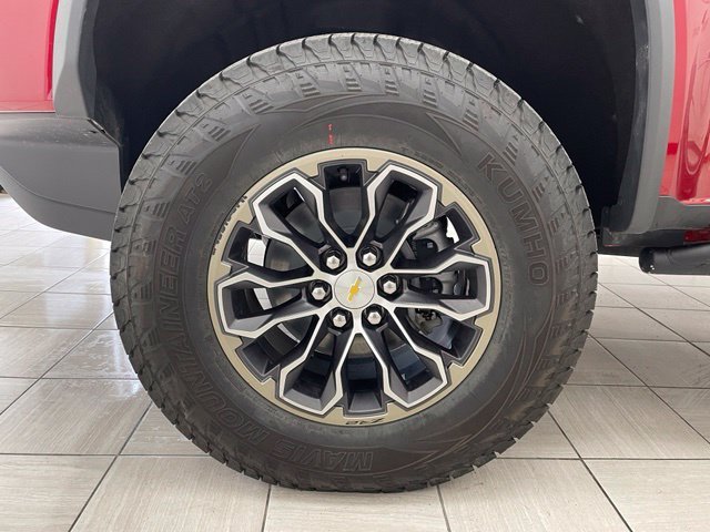 2022 Chevrolet Colorado ZR2 - Photo 8