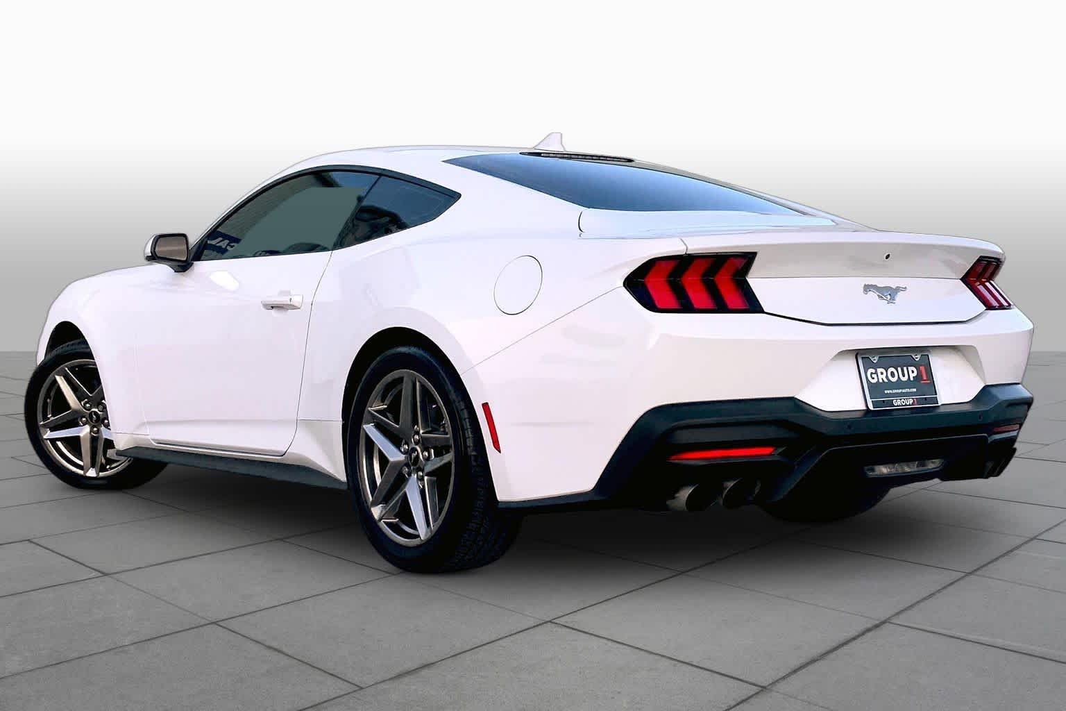Used 2024 Oxford White Ford EcoBoost Premium image 11