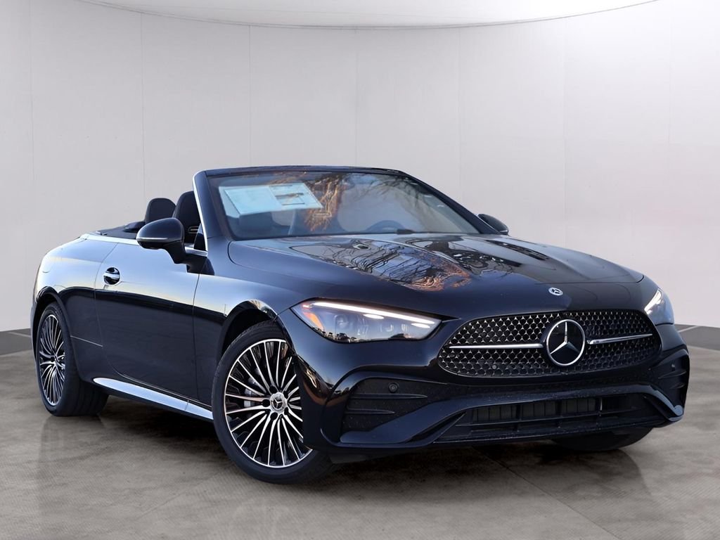 2026 Mercedes-Benz CLE CLE 450 4Matic Cabriolet's photo