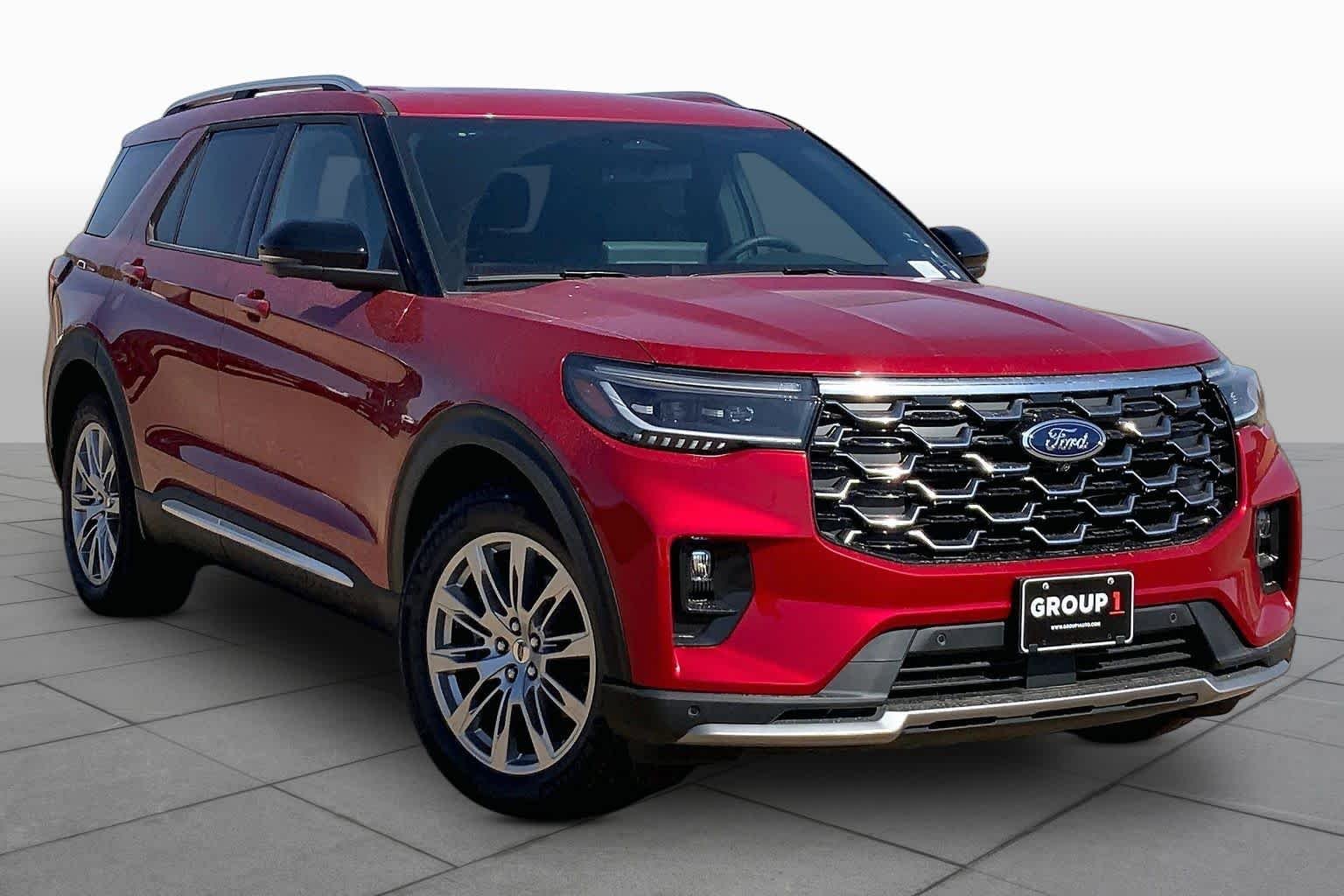 New 2026 Rapid Red Metallic Tinted Clearcoat Ford Platinum™ image 2
