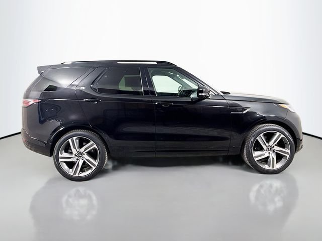 2026 Land Rover Discovery Gemini Edition - Photo 4