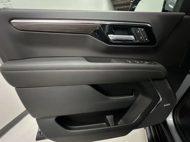 2026 Chevrolet Tahoe LT - Photo 23