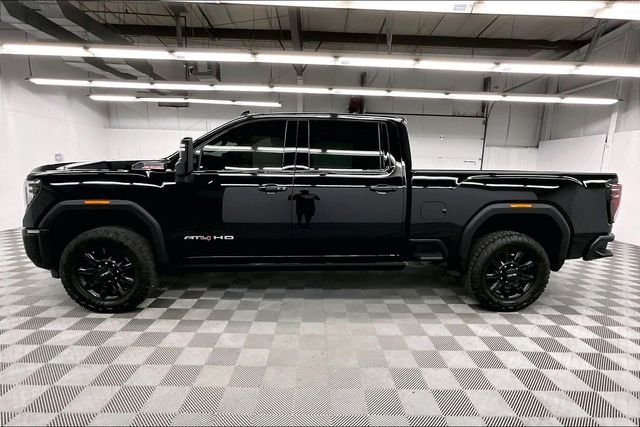 Used 2025 Onyx Black GMC AT4 image 14
