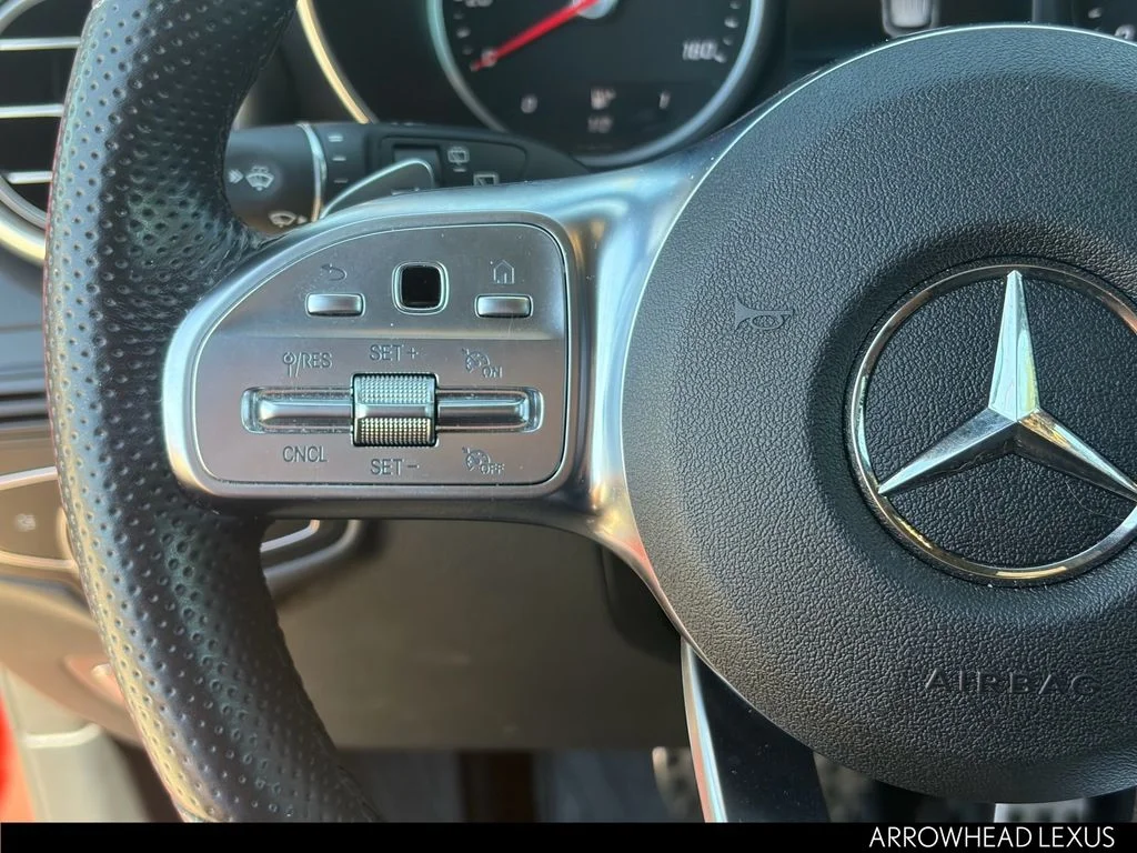 Used 2022 Red Mercedes-Benz GLC 300 image 18