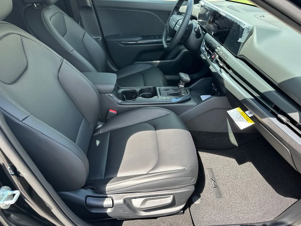 New 2026 Black Kia EX image 12