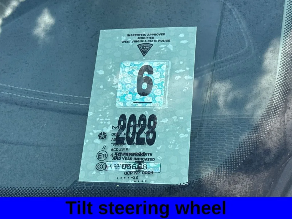 Used 2022 Granite Crystal Clearcoat Metallic Ram Laramie image 26