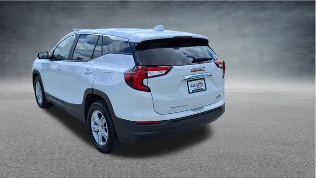 Used 2023 White GMC SLE image 6