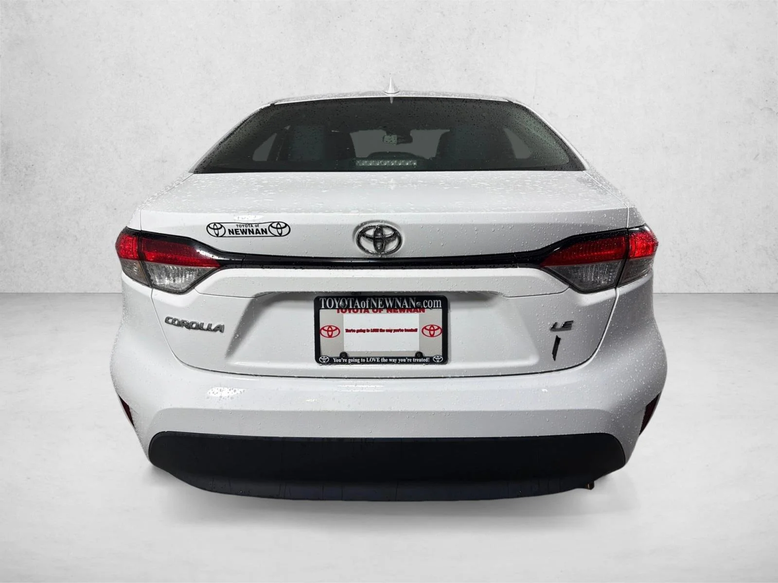 Used 2023 Gray Toyota LE image 4