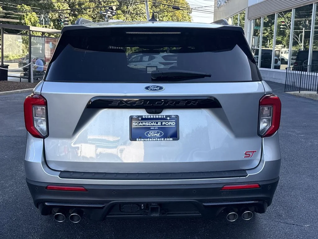 Used 2023 Silver Ford ST image 5