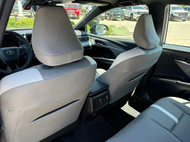 Certified Used 2025 LABRADORITE Toyota SE image 27