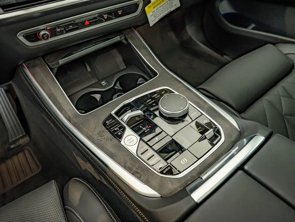 2026 BMW X5 50e - Photo 27