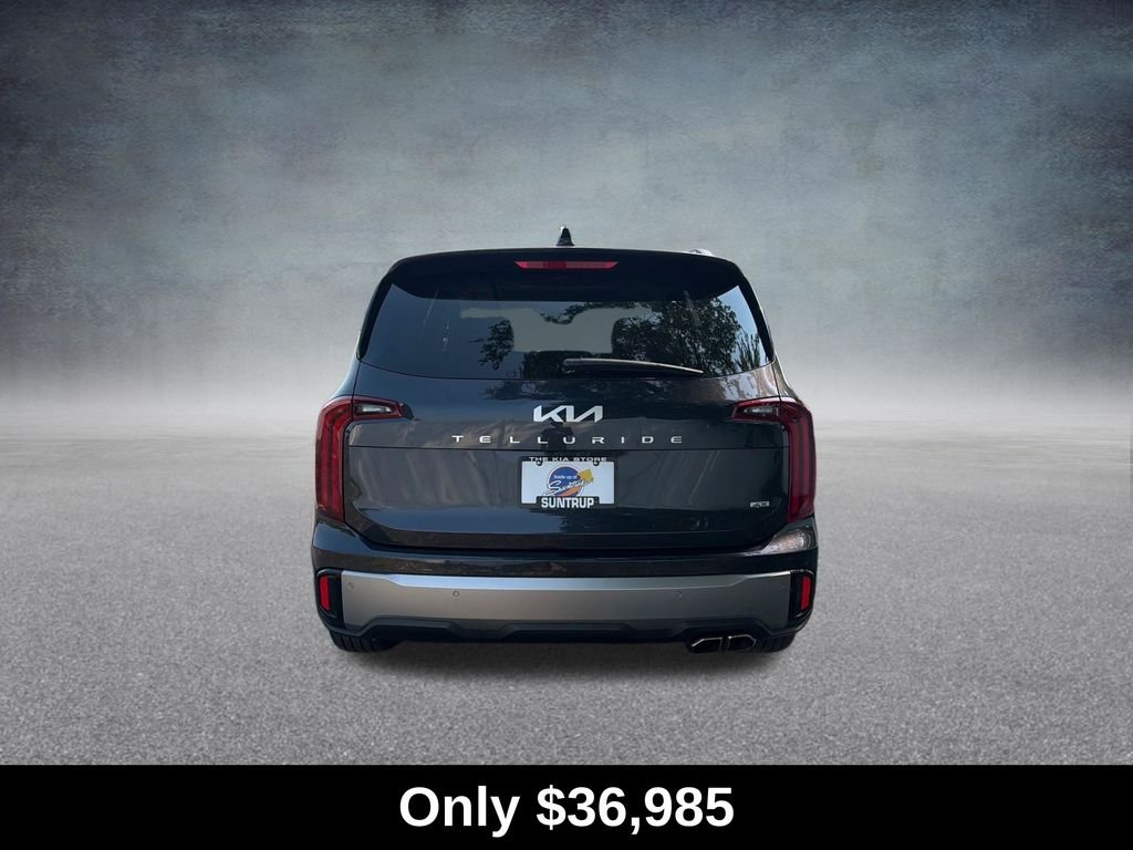 Used 2025 Gray Kia S image 4