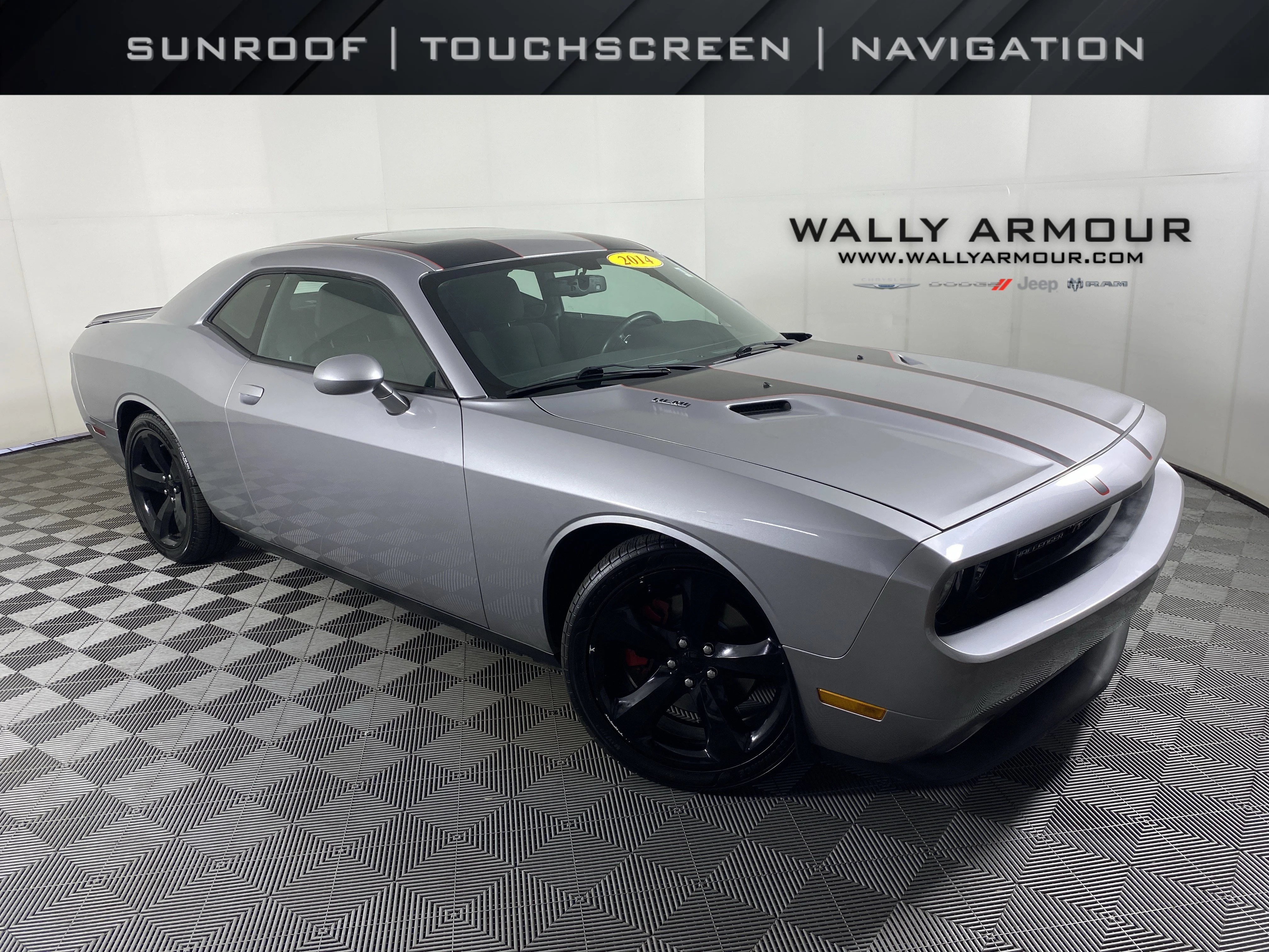 2014 Dodge Challenger R/T's photo