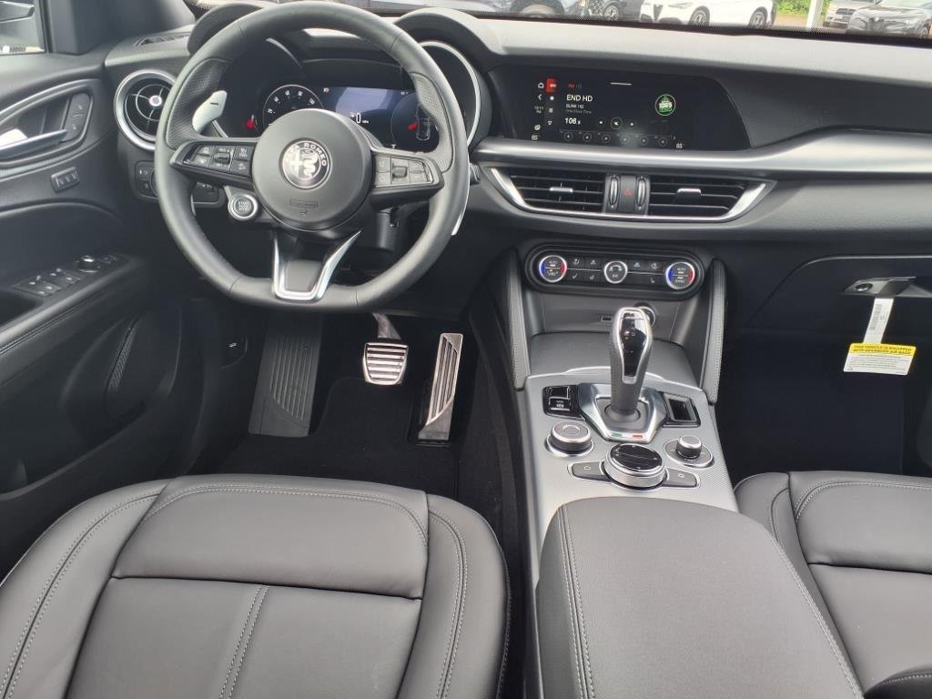 2025 Alfa Romeo Stelvio Base - Photo 26