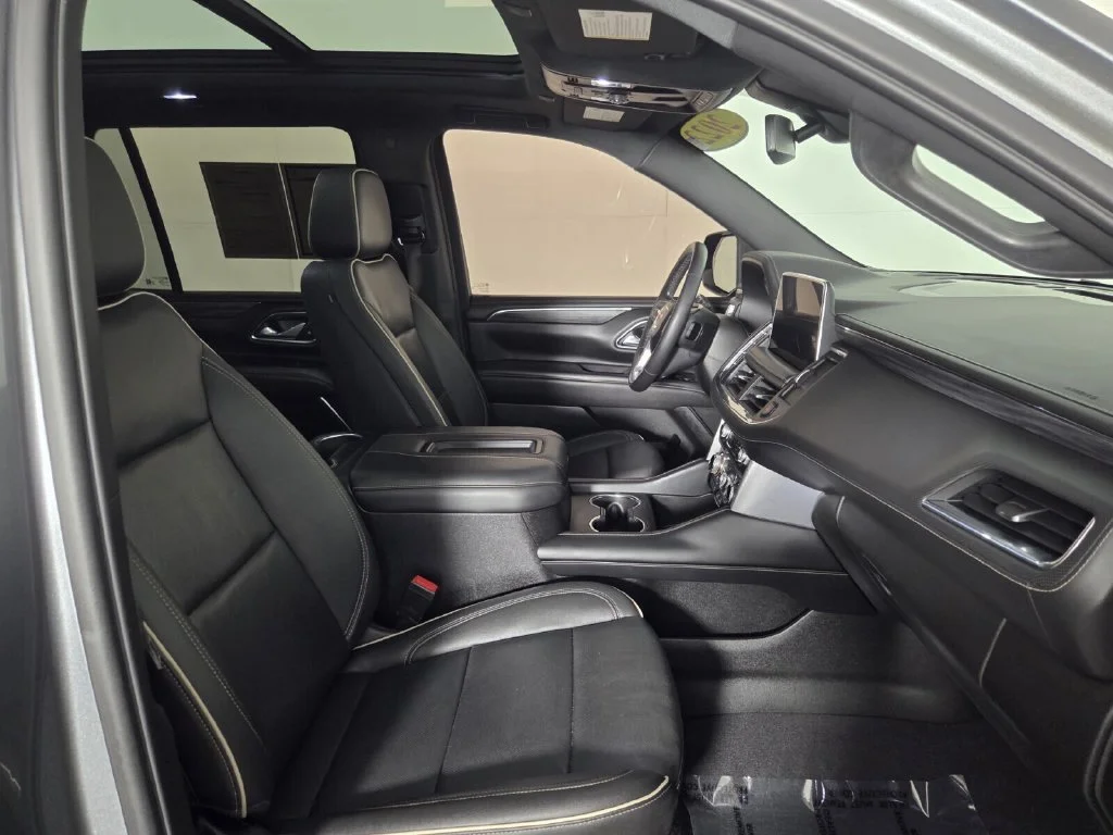 Used 2022 Satin Steel Metallic GMC SLT image 32