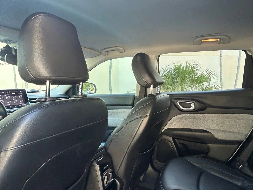 Certified Used 2022 White Jeep Latitude Lux image 44