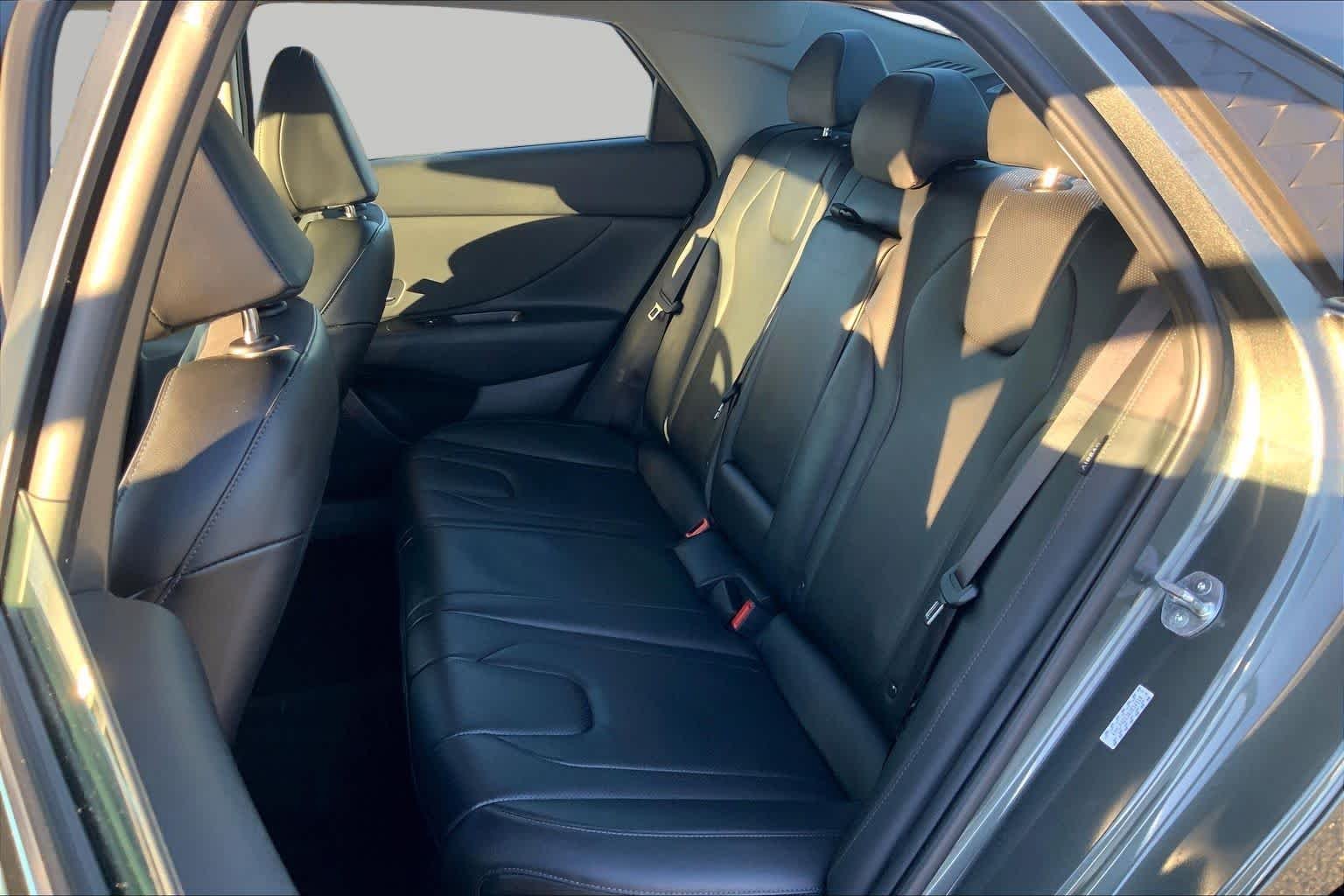 Certified Used 2024 Amazon Gray Hyundai Limited image 20