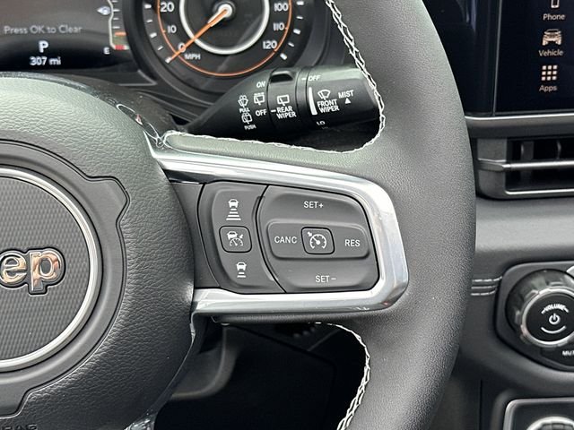 New 2025 White Jeep Sahara image 26