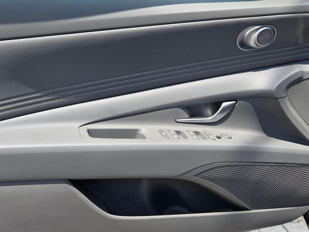 New 2026 Black Hyundai SEL Sport image 12