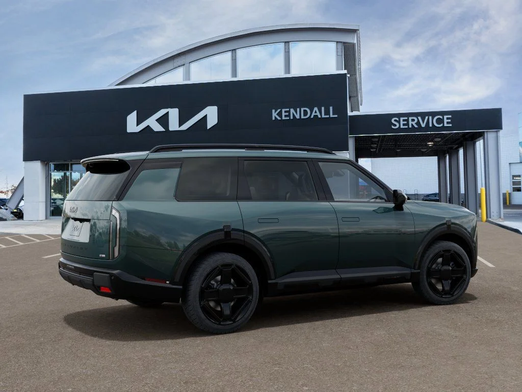 New 2027 Black Kia X-Line SX image 6