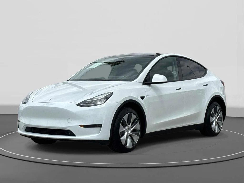 2023 Tesla Model Y Long Range Dual Motor All-Wheel Drive's photo