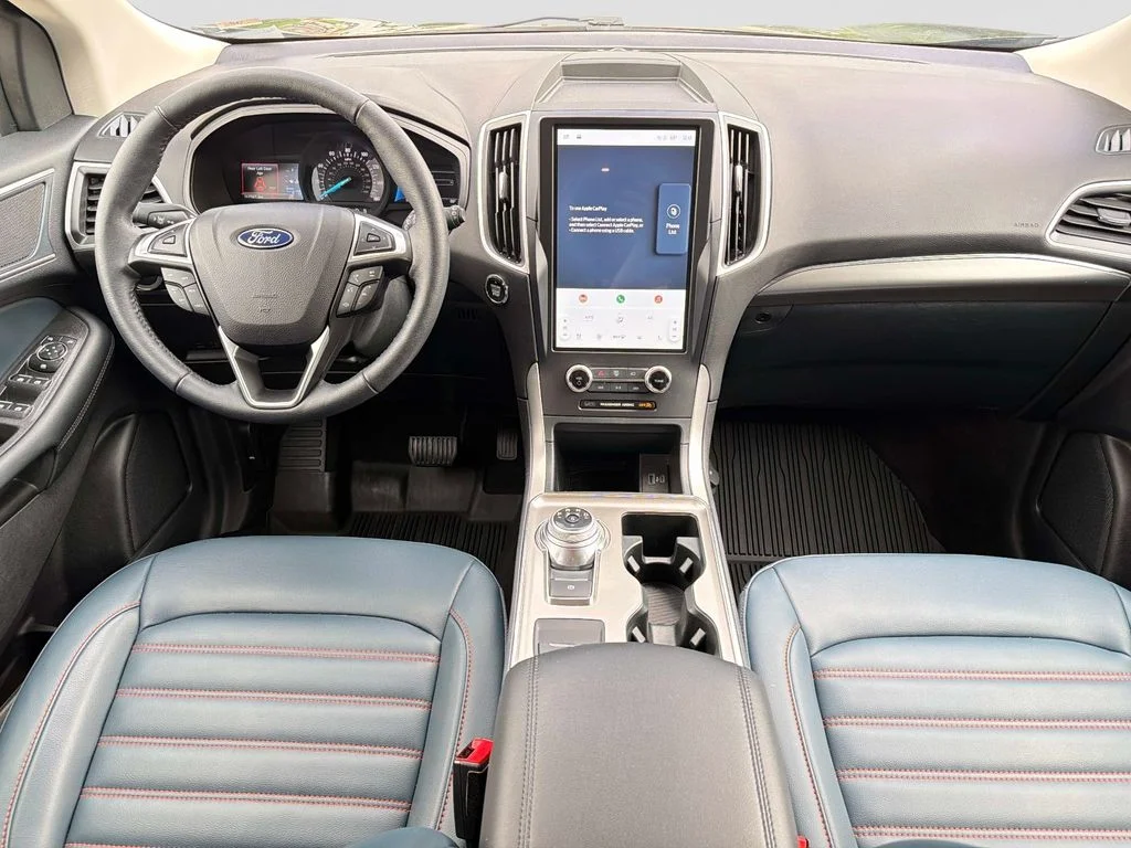Used 2024 Agate Black Metallic Ford SEL image 15