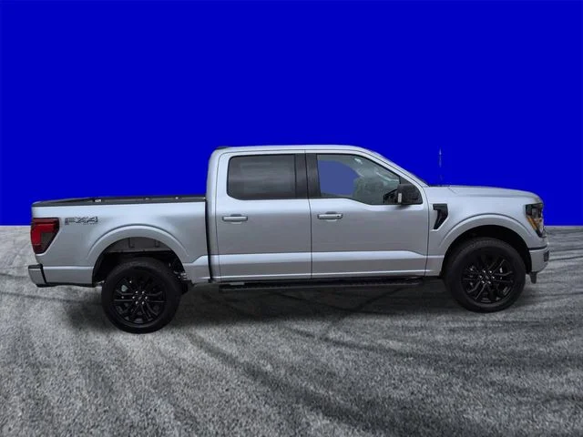 New 2026 Iconic Silver Metallic Ford XLT image 3