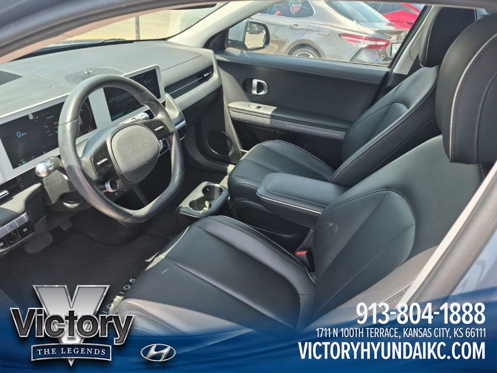 Used 2023 Green Hyundai Limited image 9