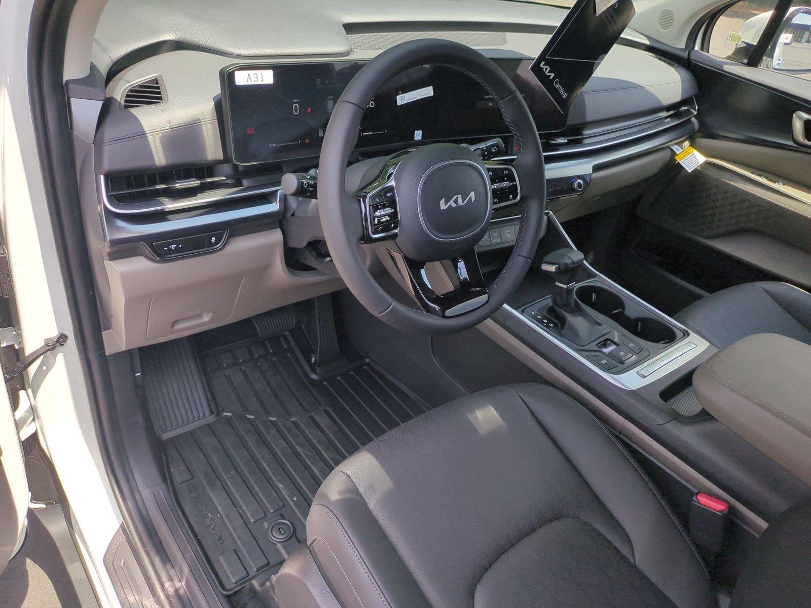 New 2026 Snow White Pearl Kia LXS image 19