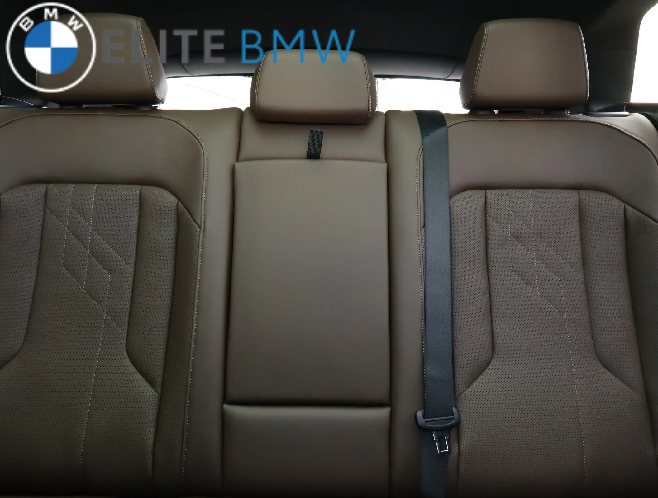 Used 2025 BROOKLYN GREY METALLIC BMW M50 XDRIVE image 25