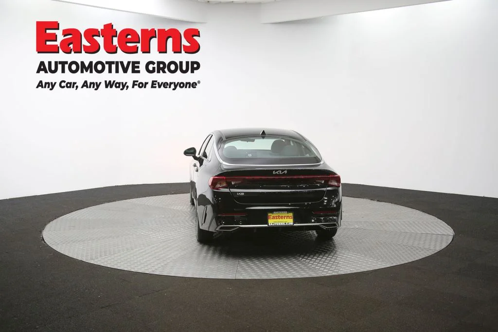 Used 2024 Gray Nissan SV image 36