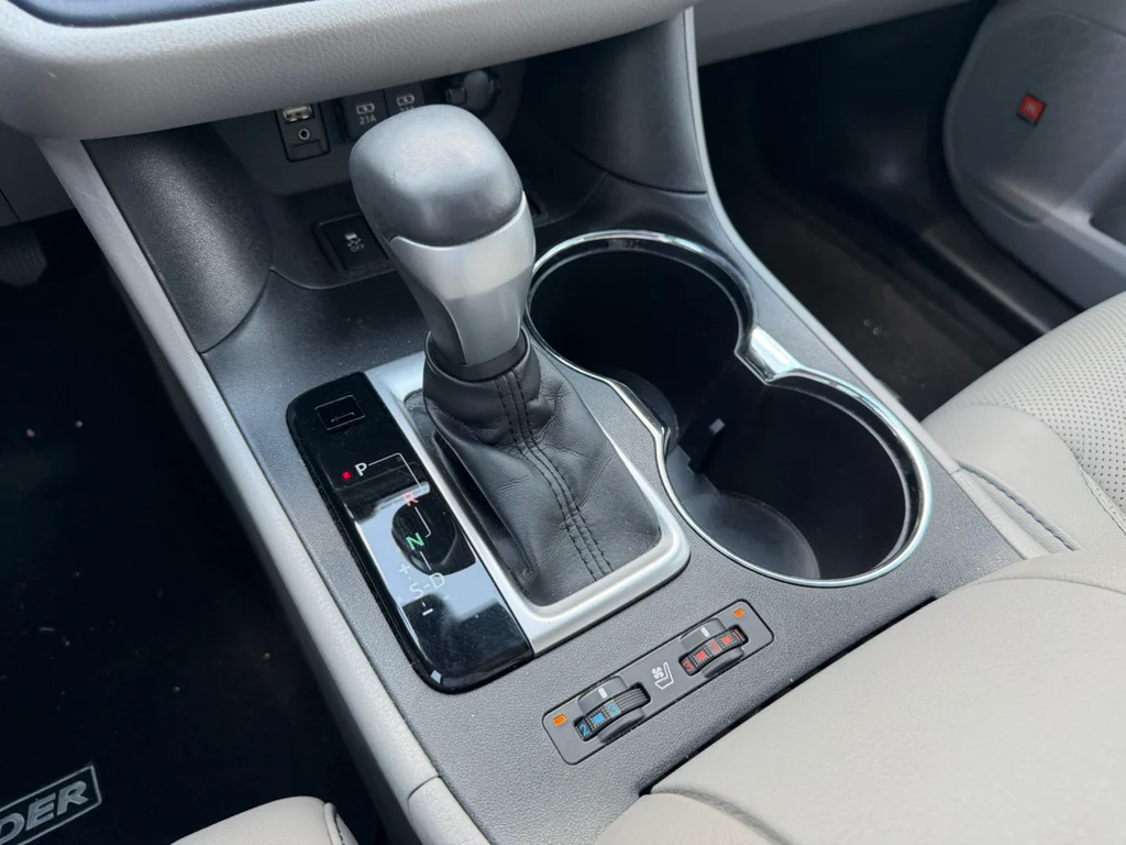 Used 2019 Celestial Silver Metallic Toyota Limited image 16