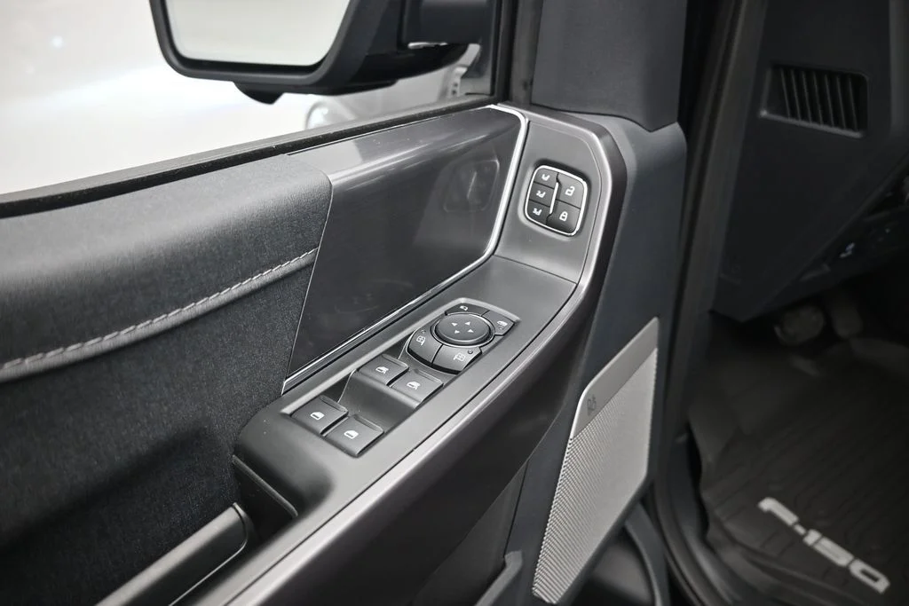 New 2026 Agate Black Metallic Ford Lariat image 10