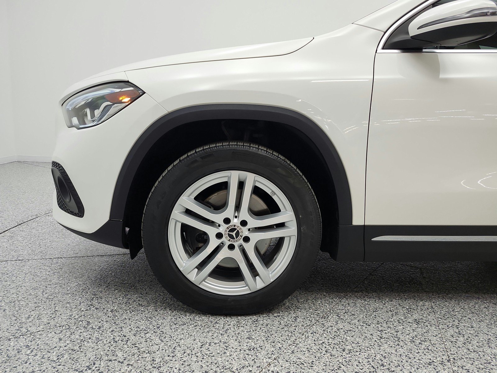 Used 2021 Polar White Mercedes-Benz GLA 250 SUV image 21