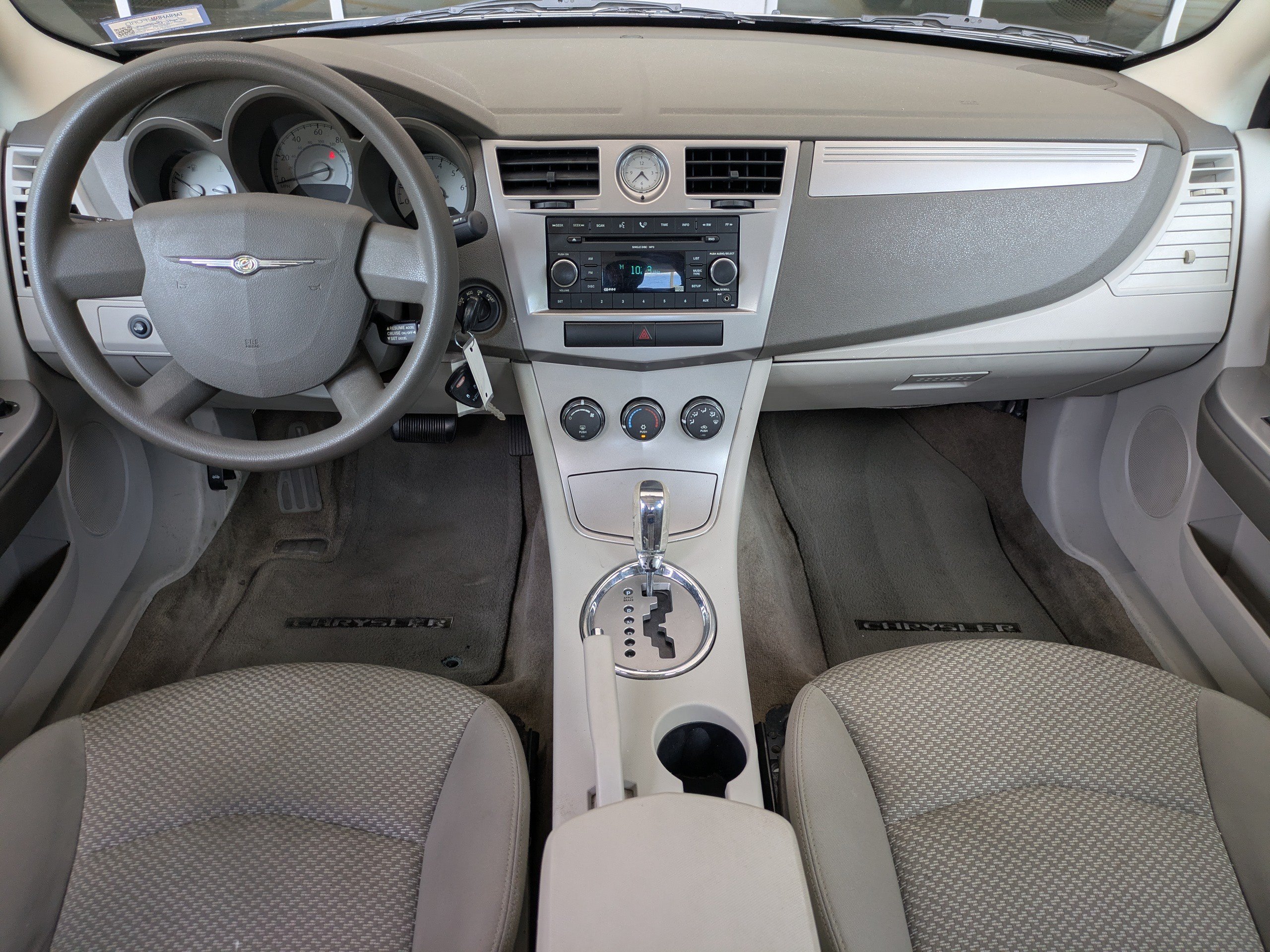 Used 2007 Linen Gold Pearl Metallic Chrysler Base image 15