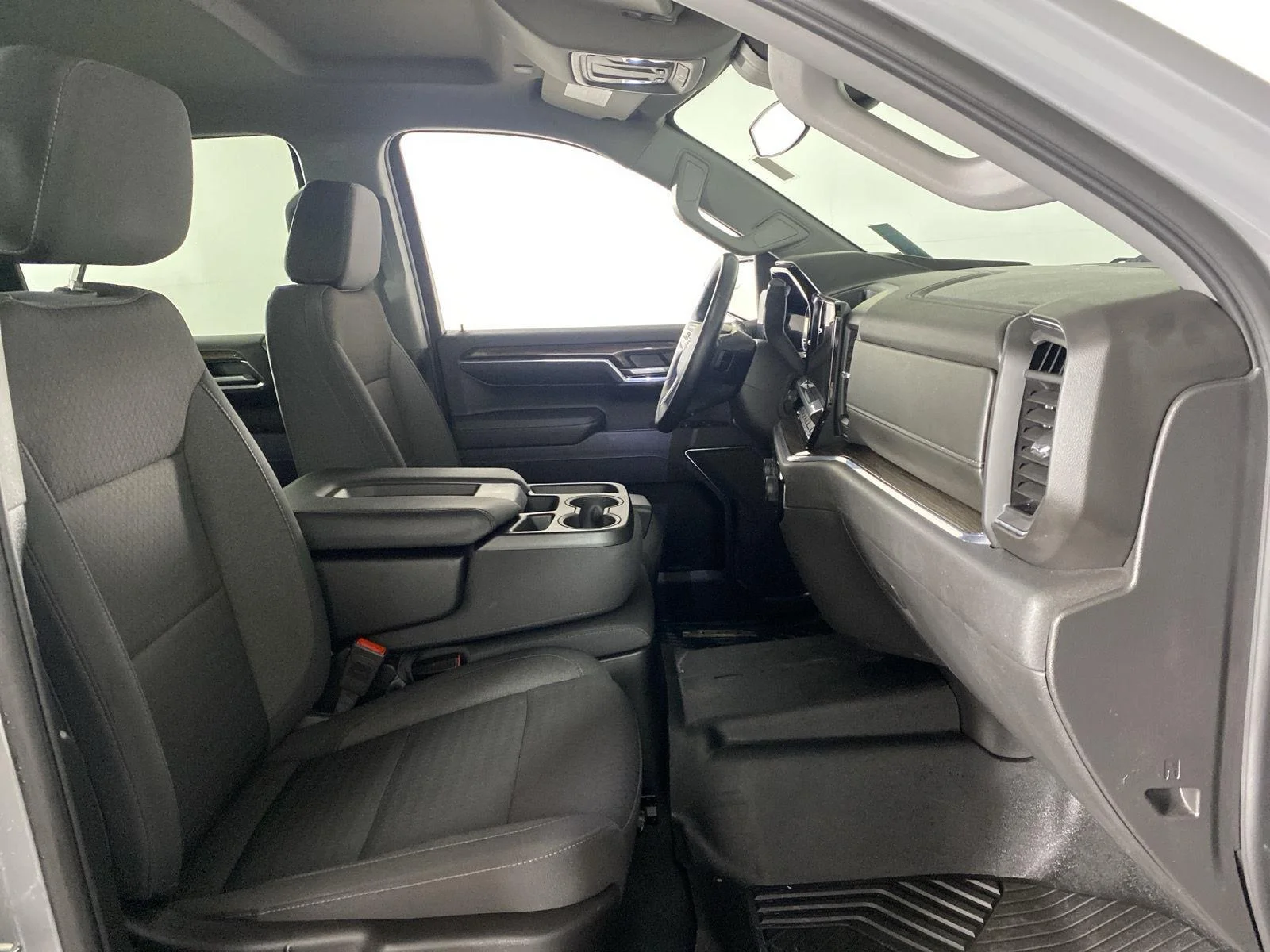 Used 2024 Slate Gray Metallic Chevrolet LT Trail Boss image 36