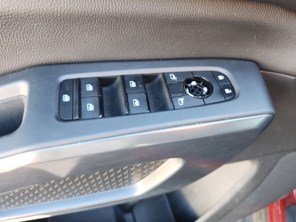 Used 2024 Scarlet Ember Nissan Rock Creek image 18