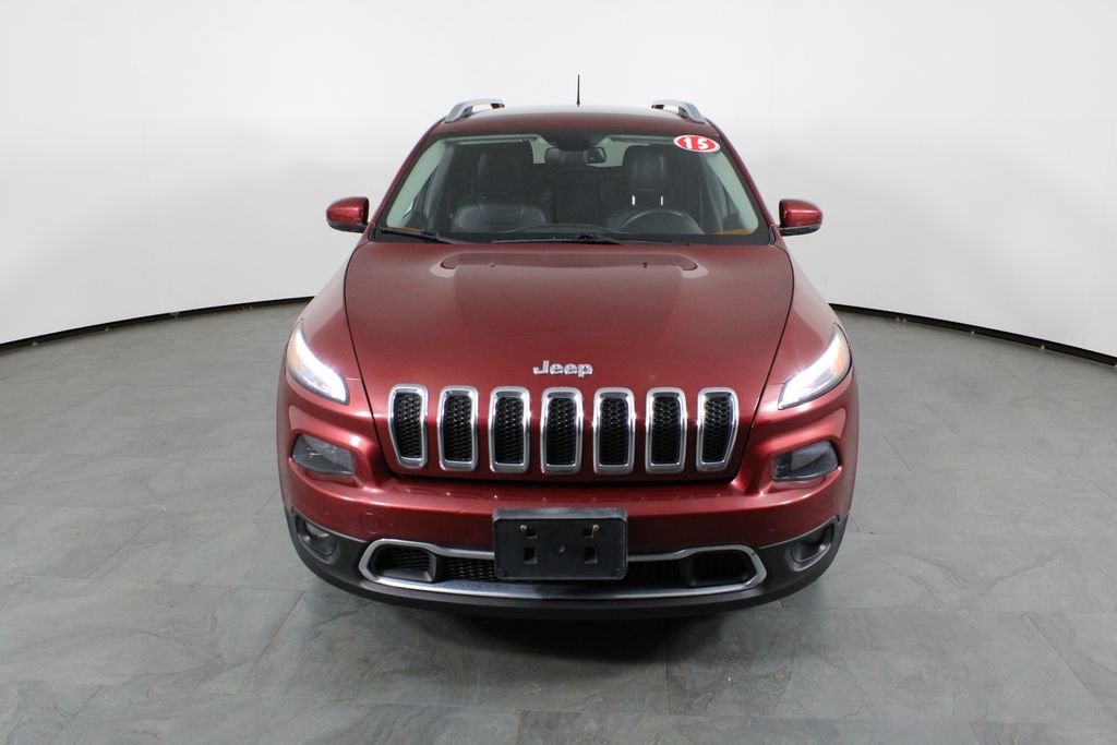 Used 2015 Red Jeep Limited image 12