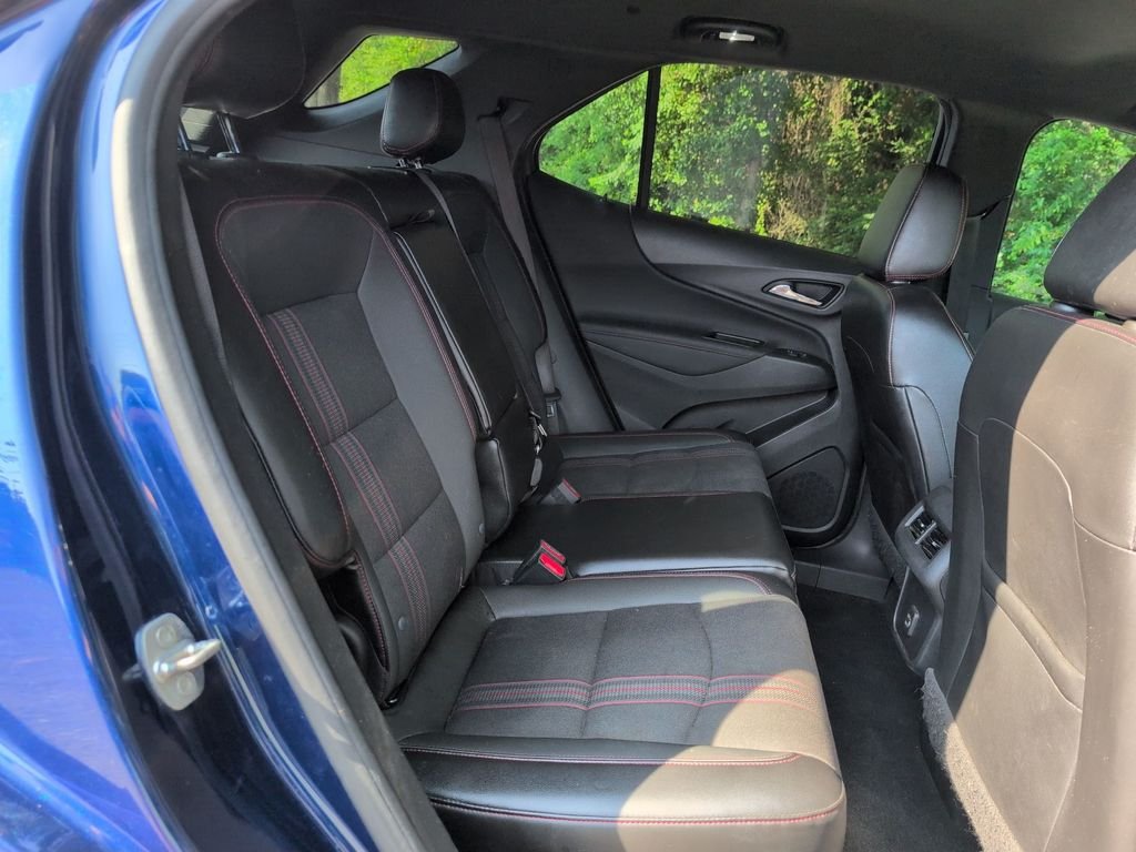 Used 2022 Blue Chevrolet RS image 31