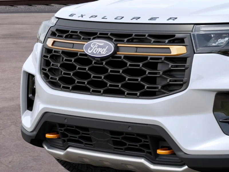 New 2027 Star White Metallic Tri-Coat Ford Tremor® image 17
