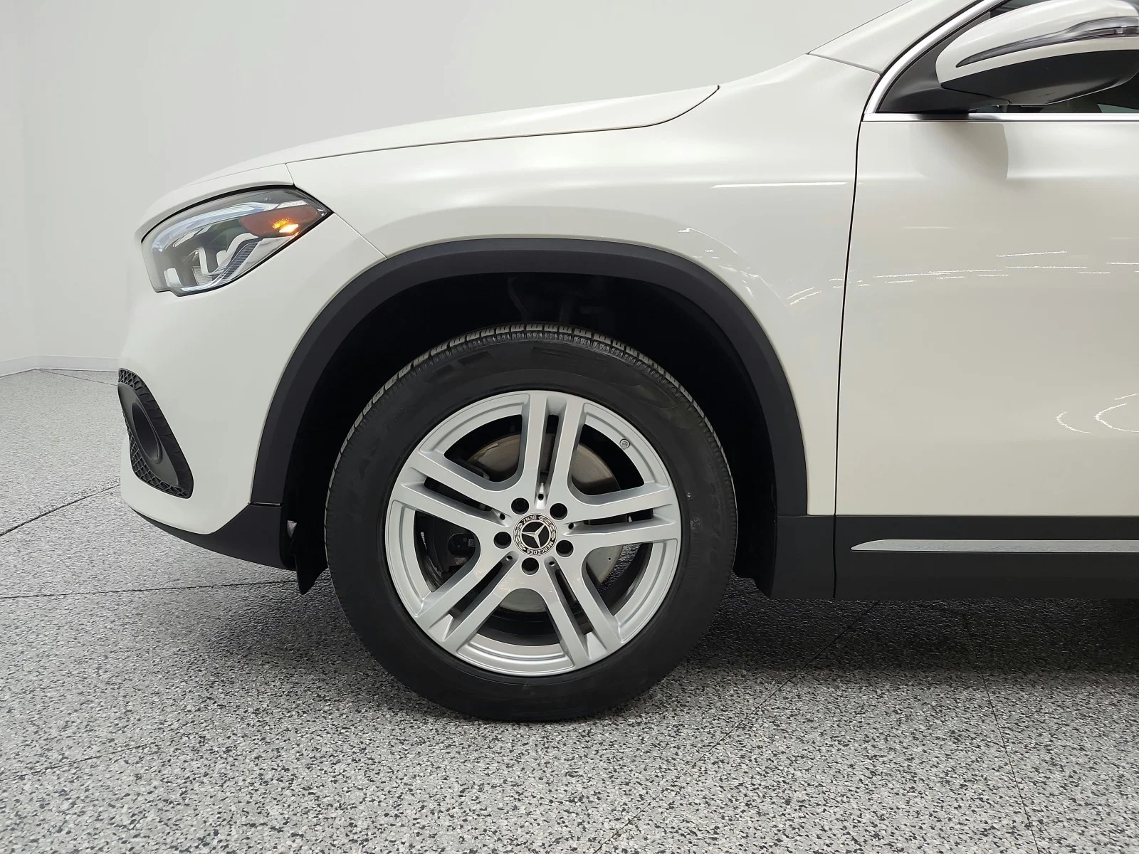 Used 2021 Polar White Mercedes-Benz GLA 250 SUV image 21