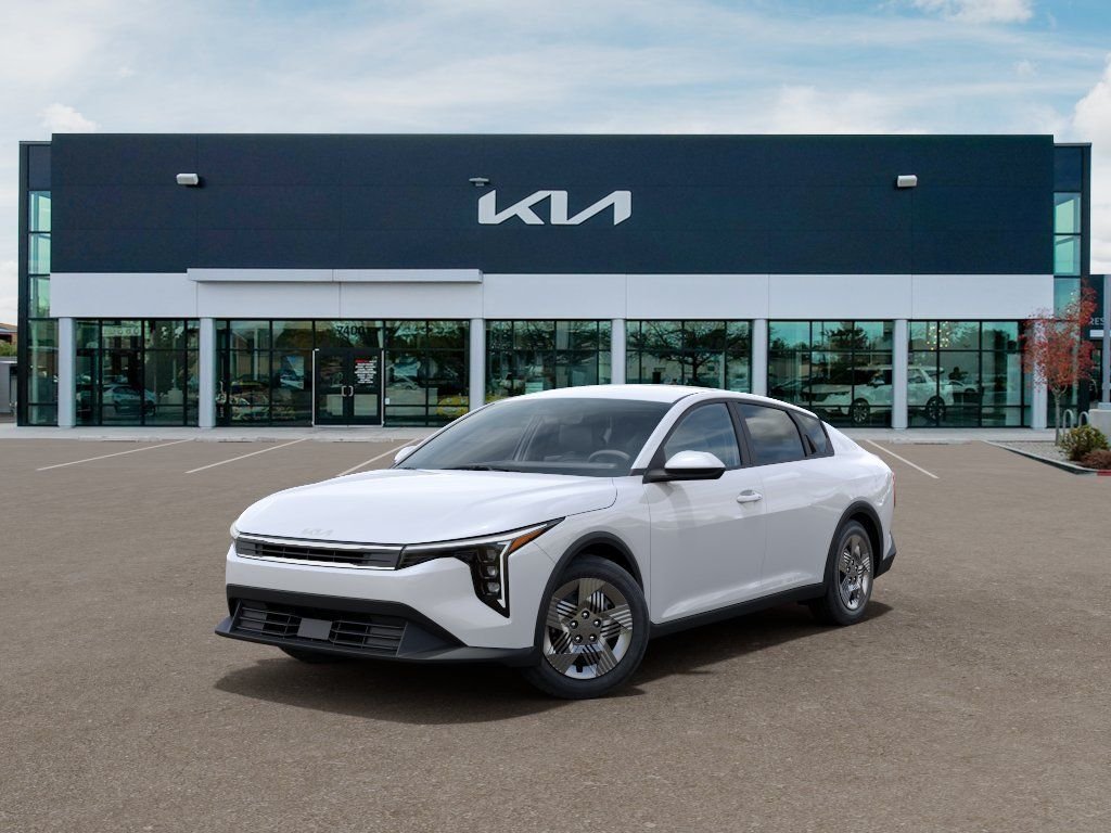 New 2026 White Kia LX image 1