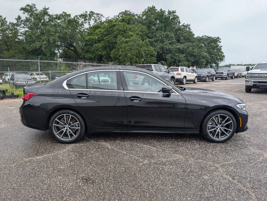 Used 2020 Black BMW 330i xDrive image 6