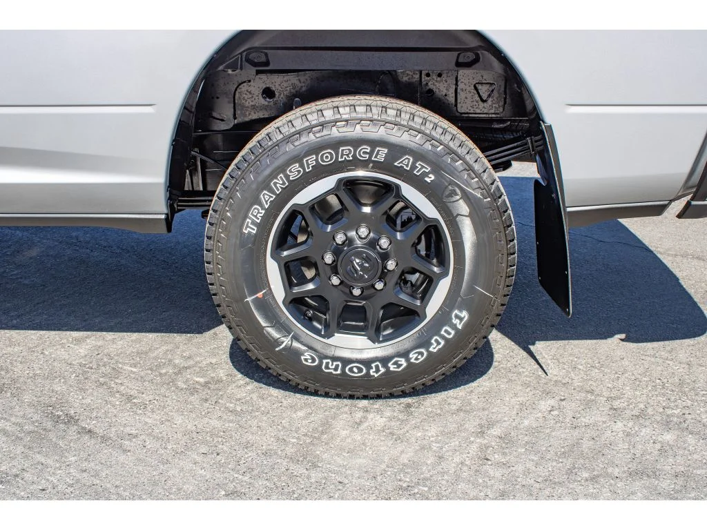 New 2026 Silver-Zynith Exterior Paint RAM Laramie image 8