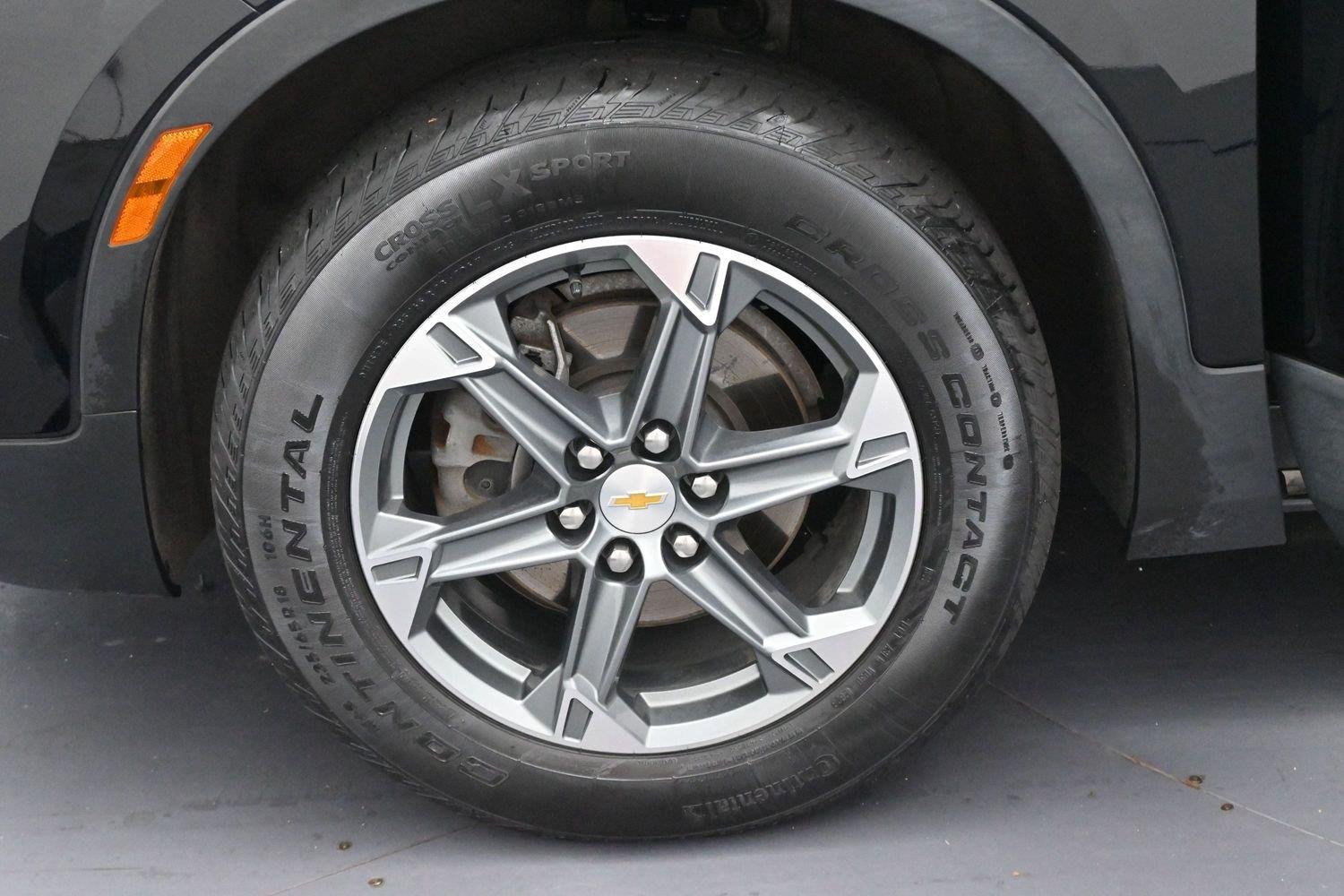 Used 2023 BLACK Chevrolet LT image 38