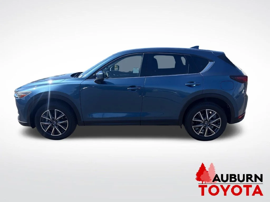 Used 2017 Eternal Blue Mica Mazda Grand Touring image 8