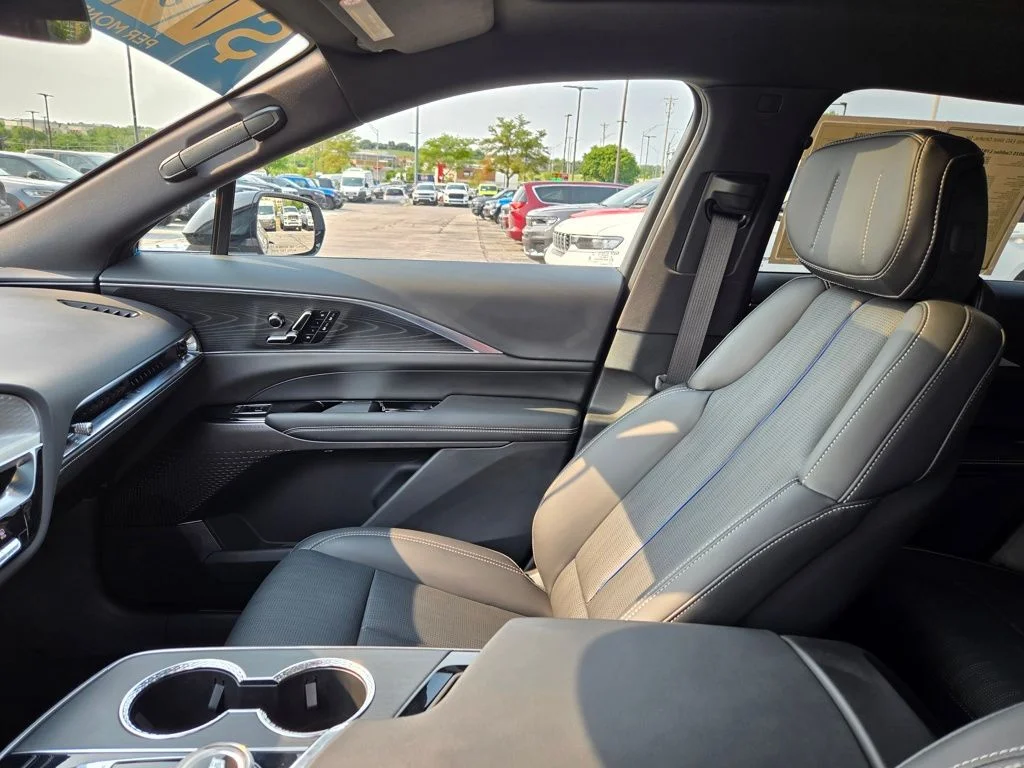 Used 2025 Silver Cadillac Sport image 23