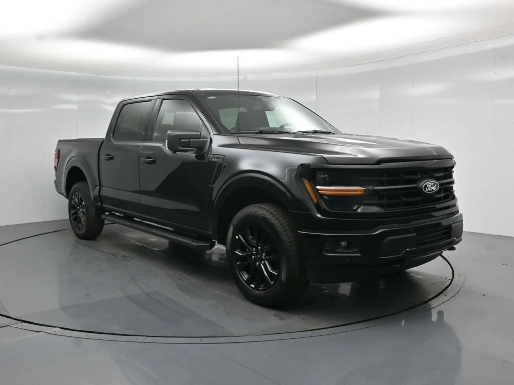 New 2026 Agate Black Metallic Ford XLT image 53
