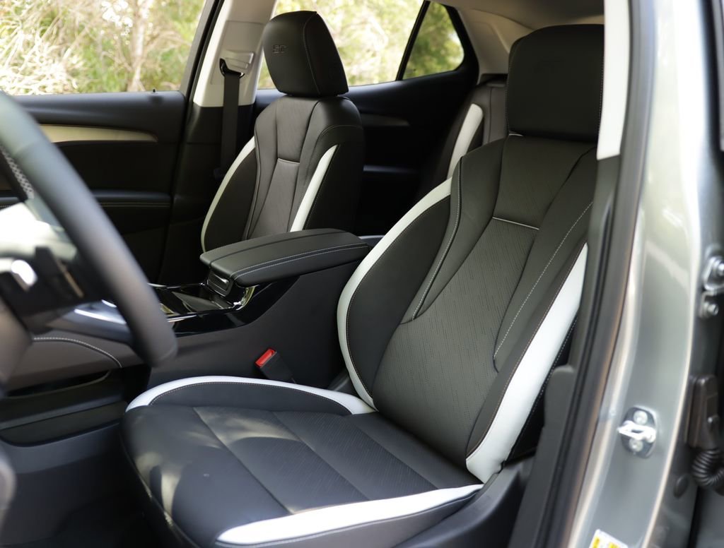 New 2026 Moonstone Gray Metallic Buick Sport Touring image 25